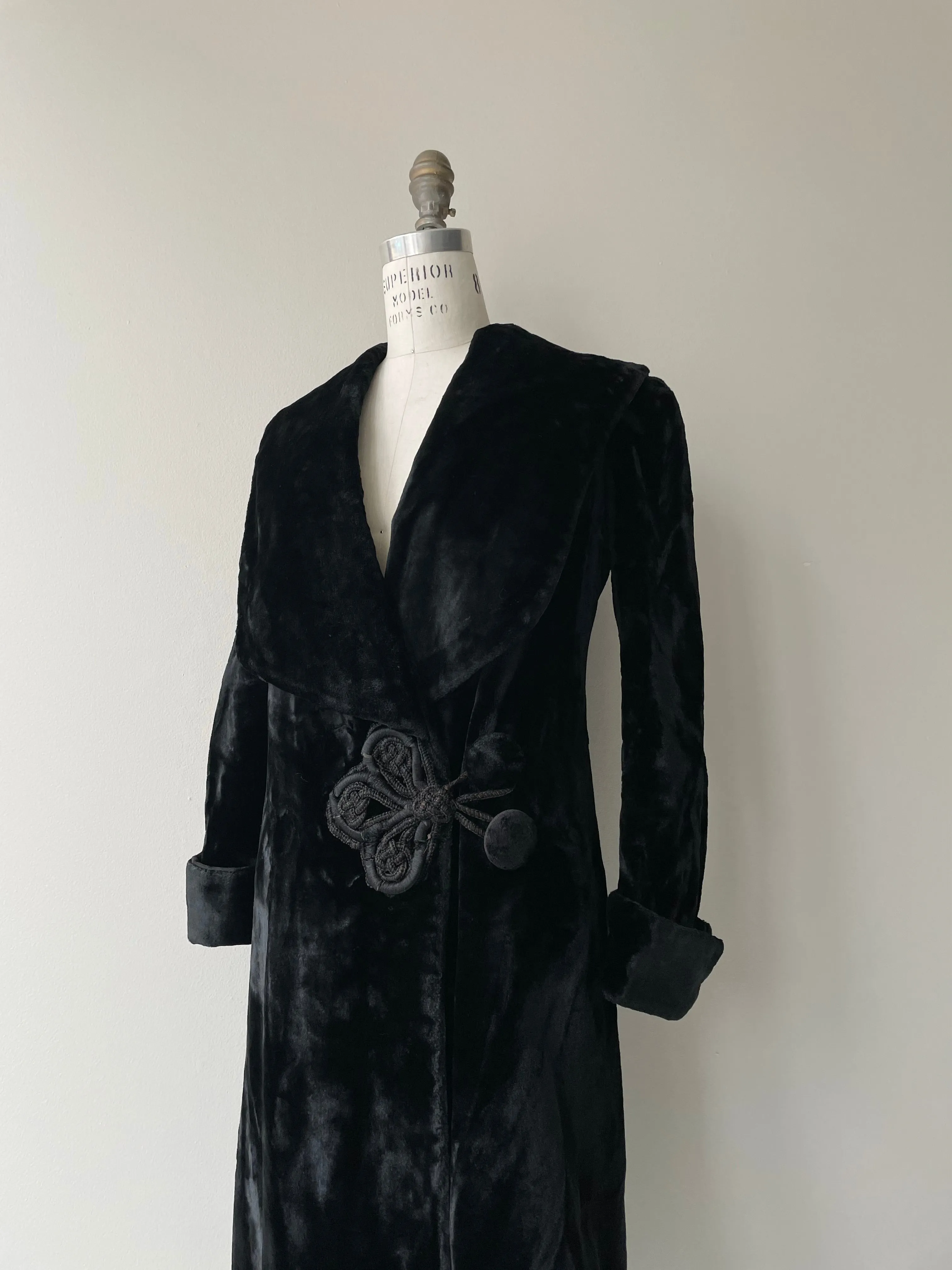 Antique Edwardian Velvet Coat