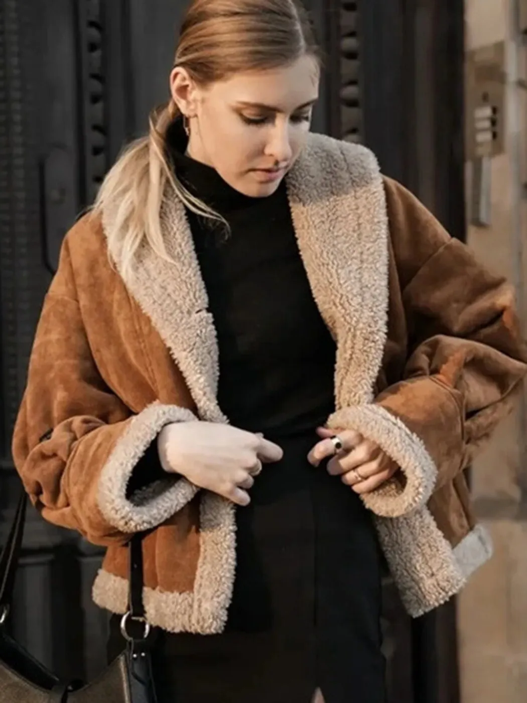 ASHORE SHOP Winter Womens Fur Shawl Collar Suede Jackets Woman Autumn Winter Thick Outerwear